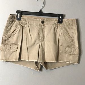 EUC OLD NAVY size 12 cargo shorts